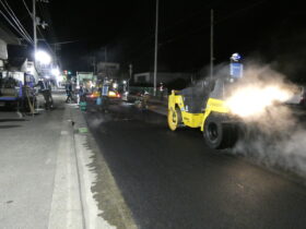 西道維第１１９号　県道丸亀詫間豊浜線　道路維持修繕工事（舗装工）